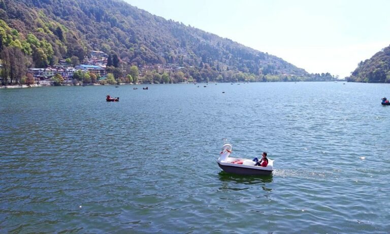 Weekend Getaways from Noida: Scenic Drives, One-Day Trips, and Short Vacations